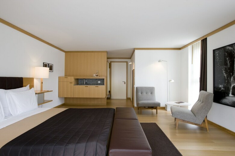 Hotel The Omnia