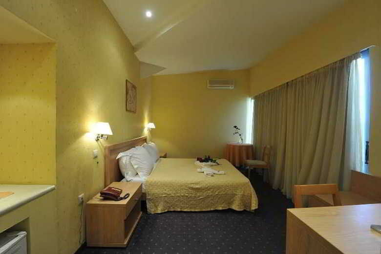 Isthmia Prime Hotel