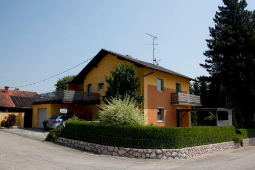 Apartamento G�steh�user Anni Ehrndorfer