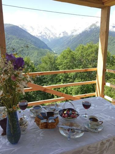 Hostal Eco Guest House Latali