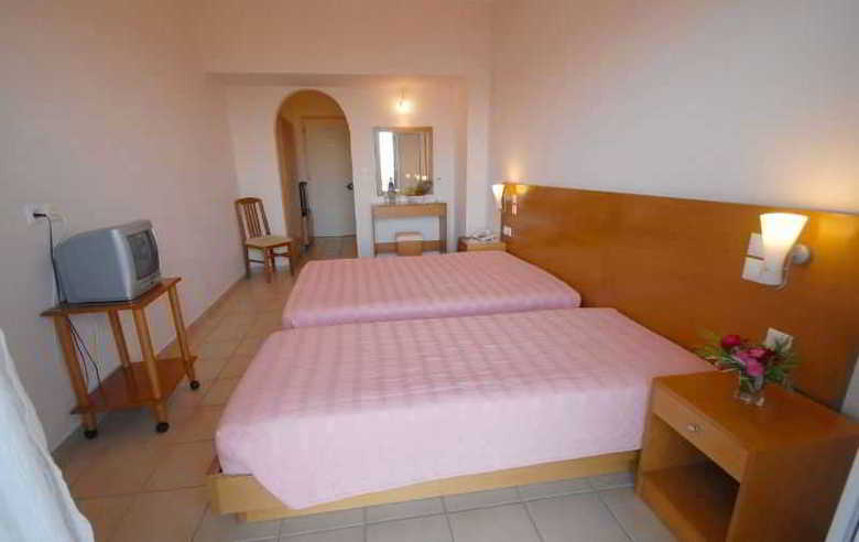Limanaki Hotel