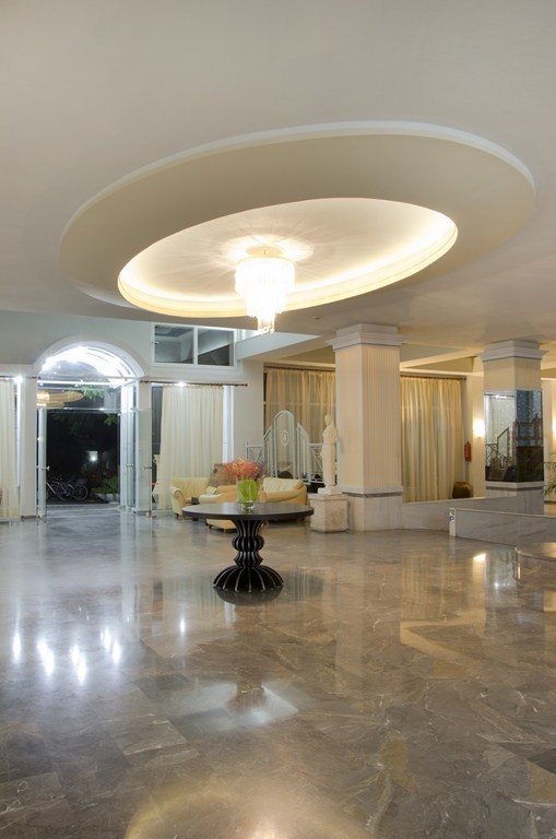 Hotel Atlantis