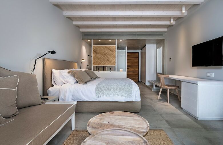 Hotel Caravia Beach