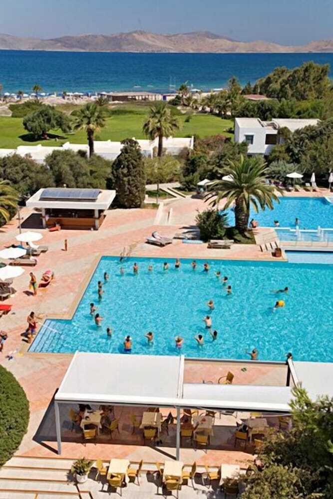 Hotel Caravia Beach