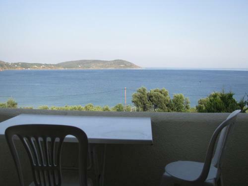 Aparthotel Skoutari Beach Hotel