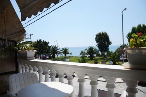 Hostal Cavo D' Oro