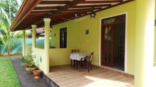 Hostal Lanka Rose Guest House