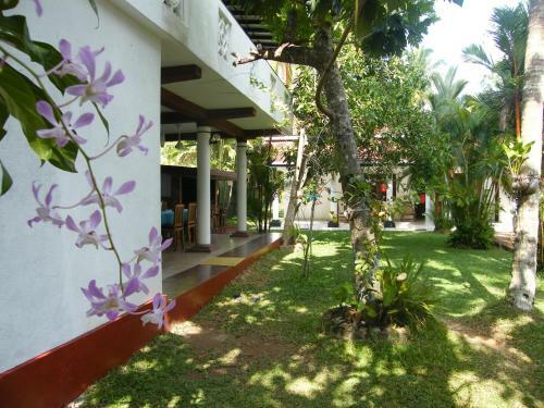 Hotel White Bridge House & Resort