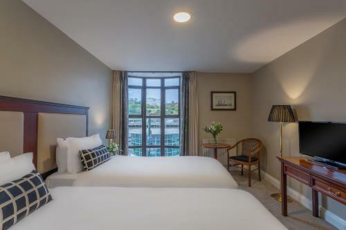 Dooley's Hotel