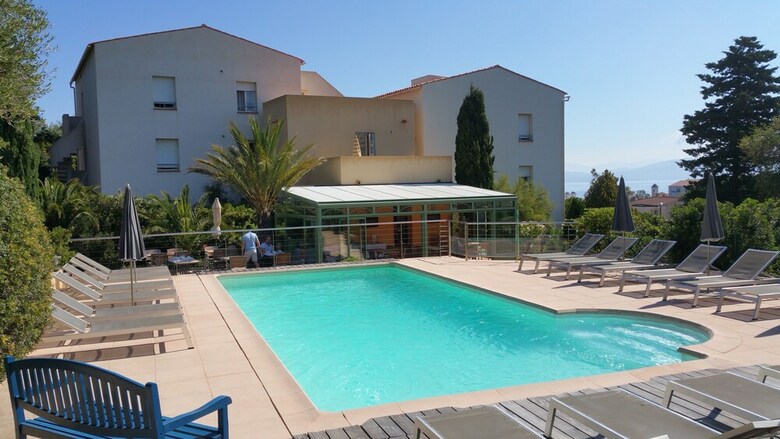 Hotel Cala Di L'oru