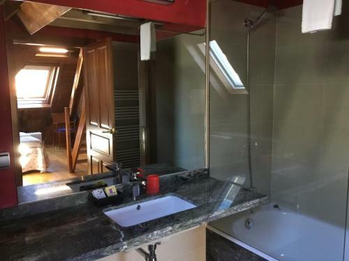 Hostal Casa Rural Roncesvalles