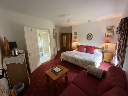 Hostal The Coach House