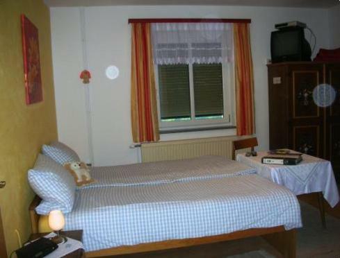 Hostal Tscharnighof