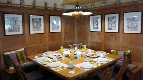 Hostal Gasthof Zur Strass
