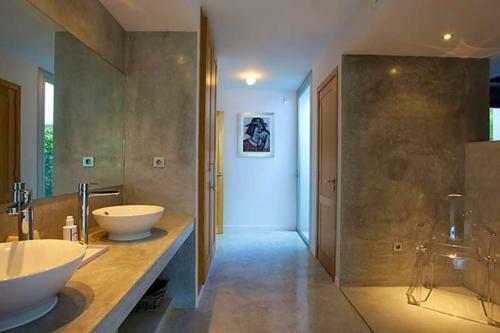 Cala Bassa Villa Sleeps 12 Pool Air Con Wifi