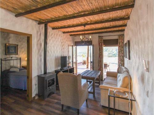 Two-bedroom Holiday Home In Canillas De Albaida