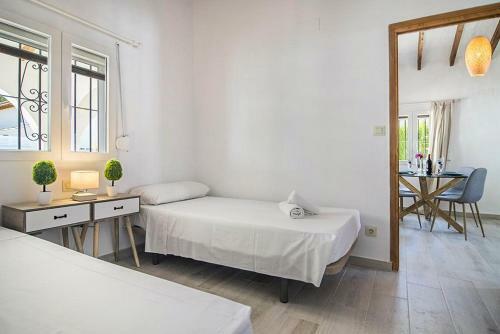 La Fustera Villa Sleeps 6 Pool Air Con Wifi