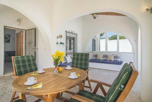 La Fustera Villa Sleeps 6 Pool Air Con Wifi