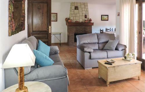 Three-bedroom Holiday Home In L'ametlla De Mar