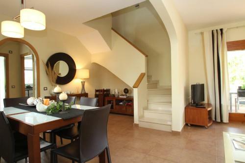 Pino Alto Holiday Homes Martin 19