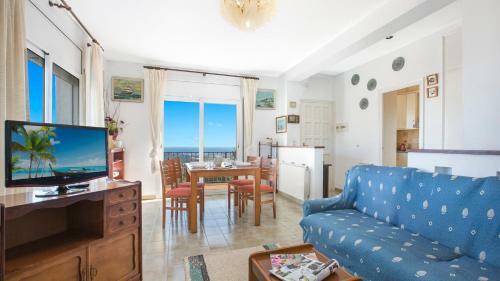 Lloret De Mar Villa Sleeps 7