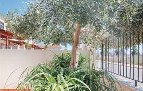 Three-bedroom Holiday Home In Los Alcazares