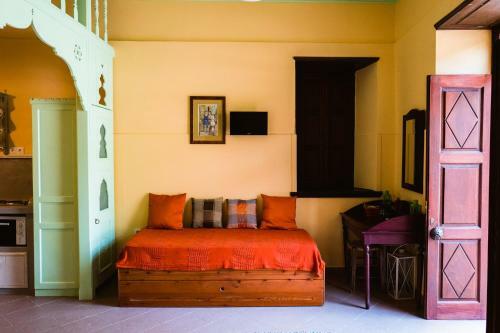 Bed & Breakfast Karnayo