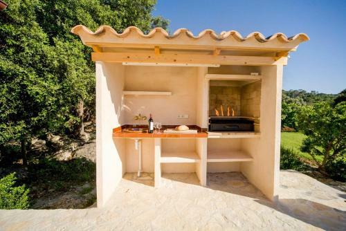 Pollenca Villa Sleeps 4 Pool Air Con Wifi