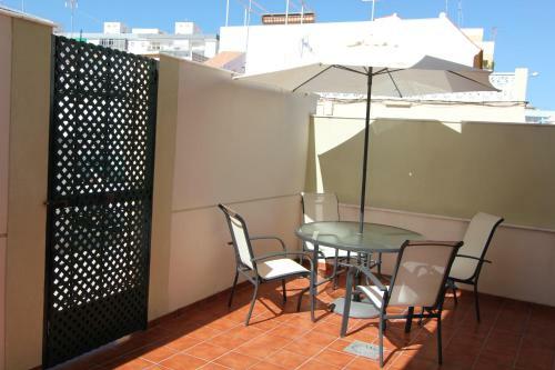 Summerland Apartments Rota