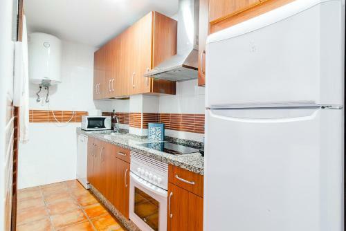Summerland Apartments Rota