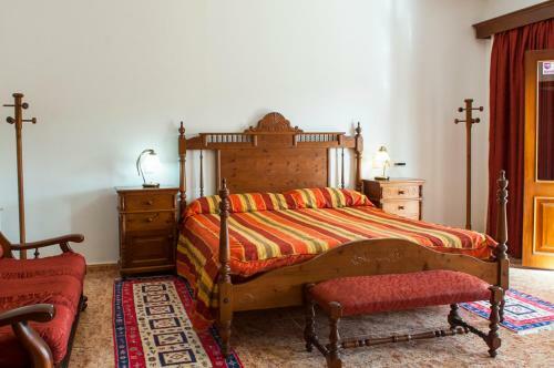S'horta Villa Sleeps 10 Pool Air Con Wifi
