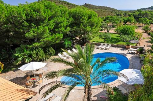 S'horta Villa Sleeps 10 Pool Air Con Wifi