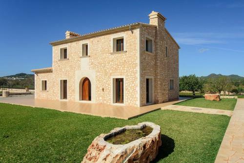 S'horta Villa Sleeps 8 Pool Air Con Wifi