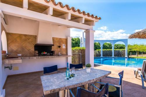 Sa Pobla Villa Sleeps 6 Pool Air Con Wifi