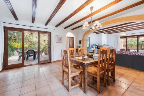 Sa Pobla Villa Sleeps 6 Pool Air Con Wifi