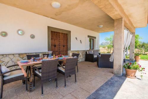 Sa Pobla Villa Sleeps 6 Pool Air Con Wifi