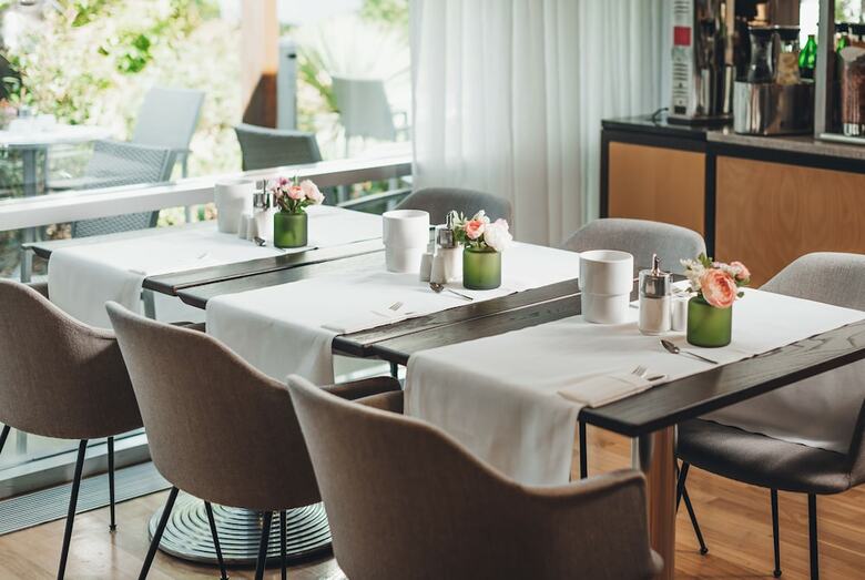 Airport Boutiquehotel Hein