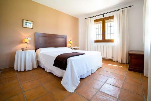 Teulada Villa Sleeps 6 Pool Wifi