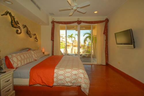 Spacious With Convenient Cabo Location, Villa Ballena