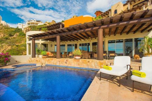 7 Br Home For 18 With Ocean Views, Villa Las Flores