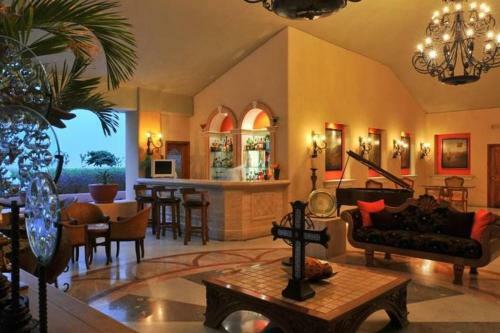 Apartamento Nicest Jr Suite (studio) In Cabo Downtown (marina)