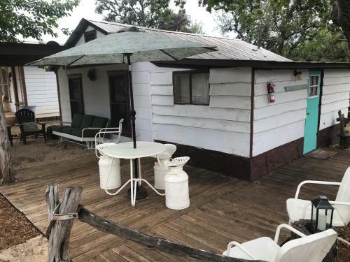 Hotel Twin Elm Guest Ranch And 2e Rv Resort