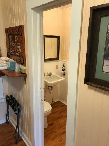 Hotel Twin Elm Guest Ranch And 2e Rv Resort