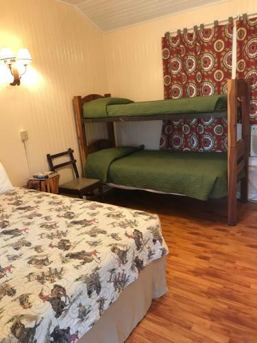 Hotel Twin Elm Guest Ranch And 2e Rv Resort