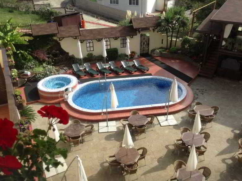 Weiler Hotel