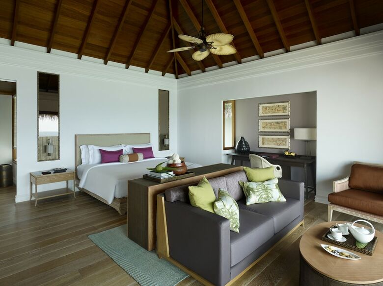 Hotel Dusit Thani Maldives