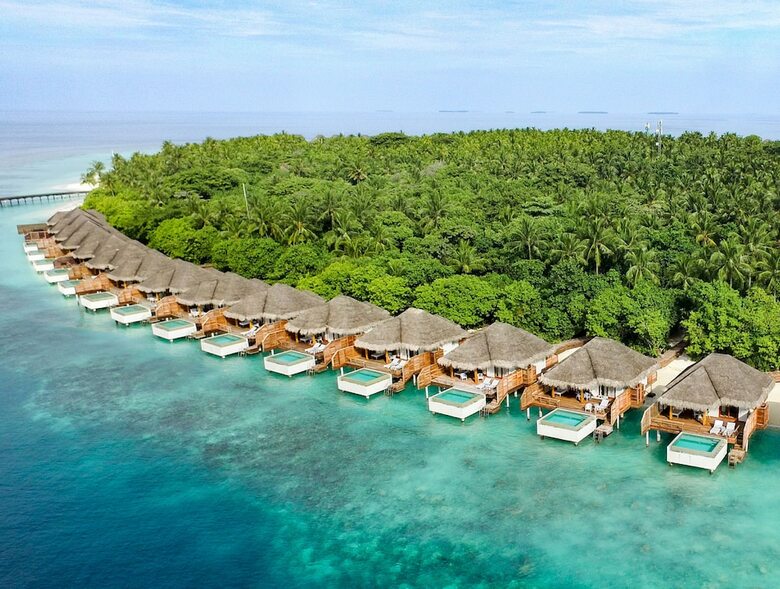 Hotel Dusit Thani Maldives