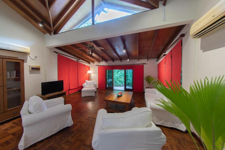 Hotel Reethi Beach Resort