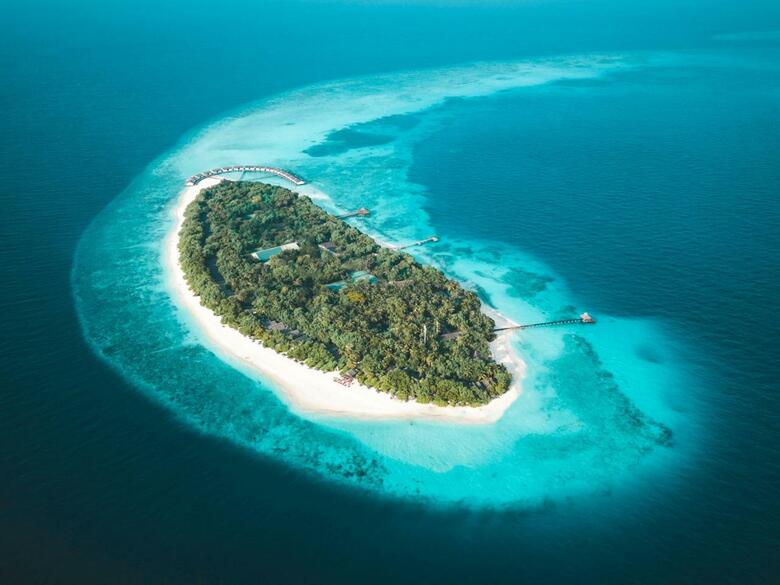 Hotel Reethi Beach Resort