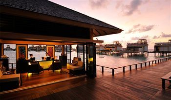 Hotel Angsana Resort & Spa Maldives Velavaru